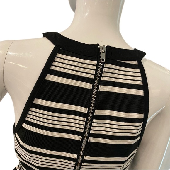 ⭐️ Speechless Halter Mini Dress size small Blk/Wht Band Waist Retro - Picture 4 of 10